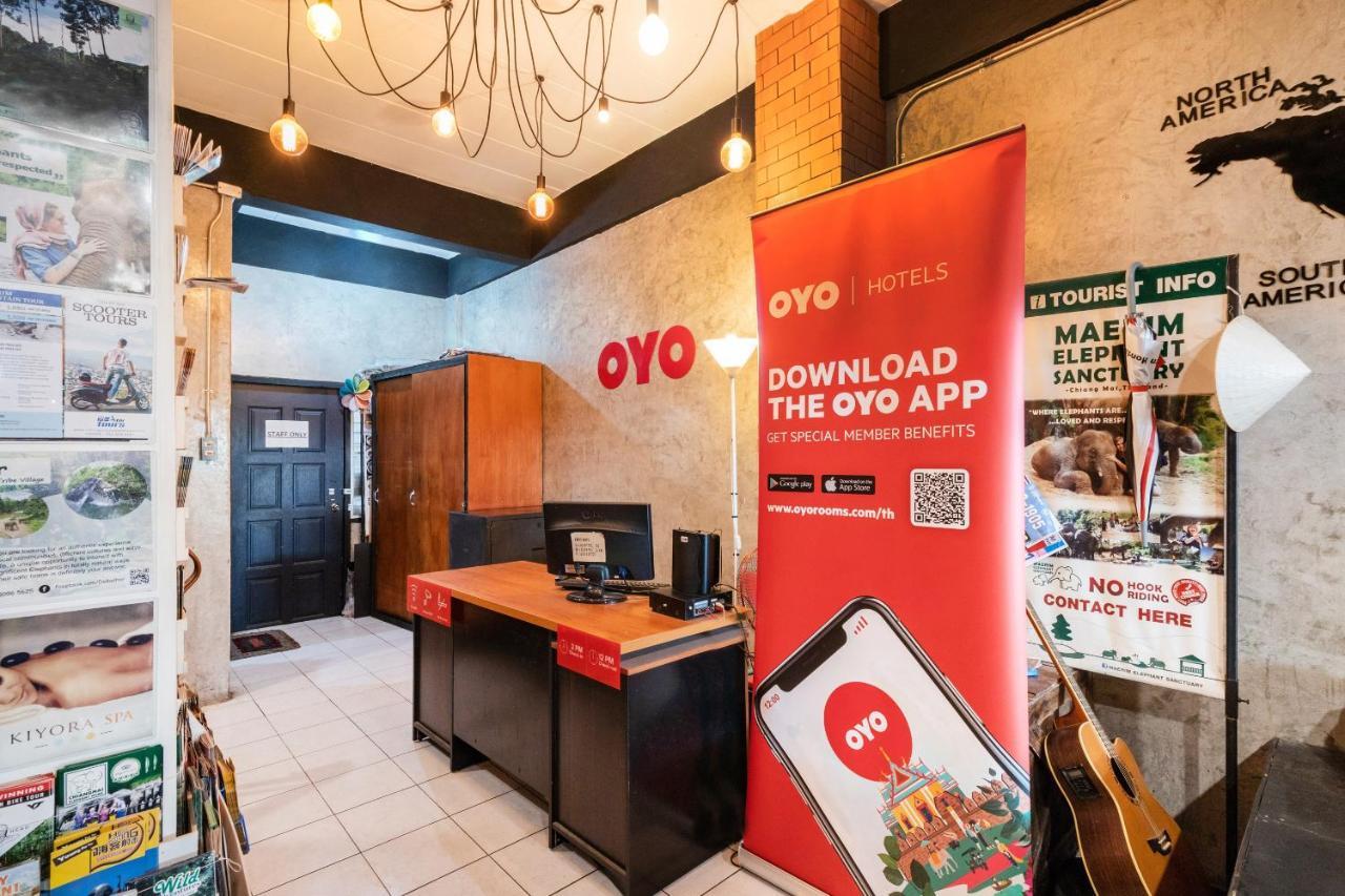 Oyo 677 Le Loftel Hostel Чіангмай Екстер'єр фото