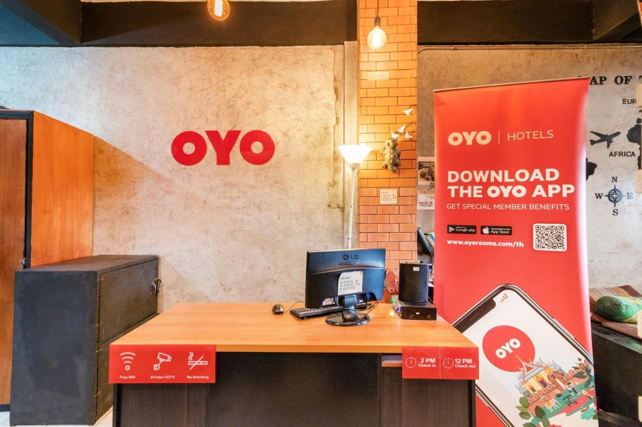 Oyo 677 Le Loftel Hostel Чіангмай Екстер'єр фото